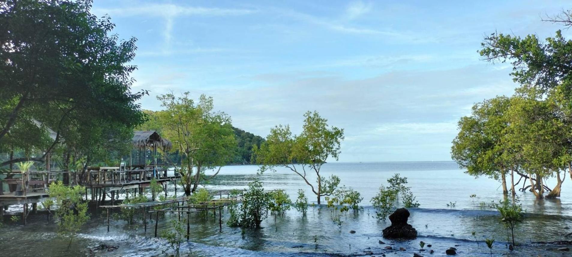 Hôtel ฺbay Yard Hut à Koh Chang Extérieur photo