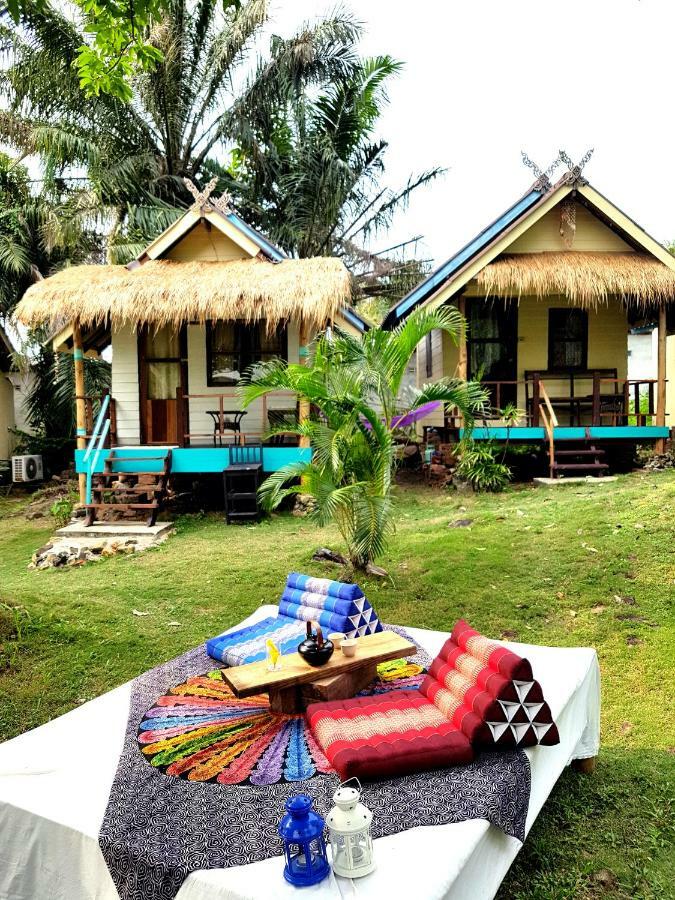 Hôtel ฺbay Yard Hut à Koh Chang Extérieur photo