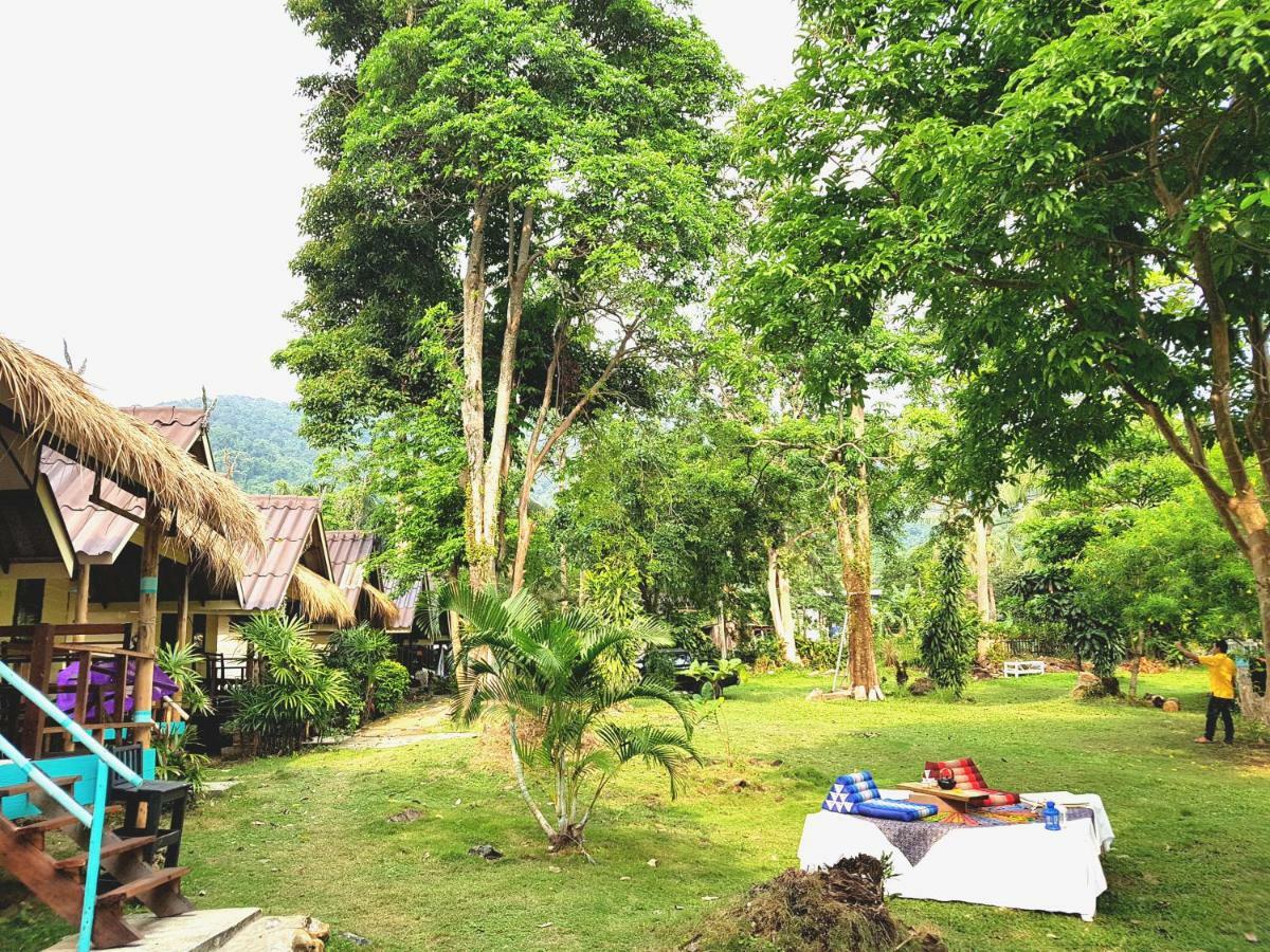 Hôtel ฺbay Yard Hut à Koh Chang Extérieur photo